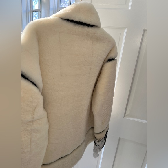 Moose Knuckles Golden Prairie Sheepskin Jacket - Picture 8 of 12